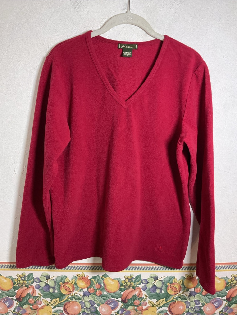 Eddie Bauer Red Fleece V Neck Pullover Snowflake Embroidered Top Size M